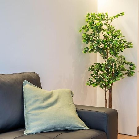 Trindade Bliss: 1Br W/ Free Parking By Lovelystay Porto Dış mekan fotoğraf