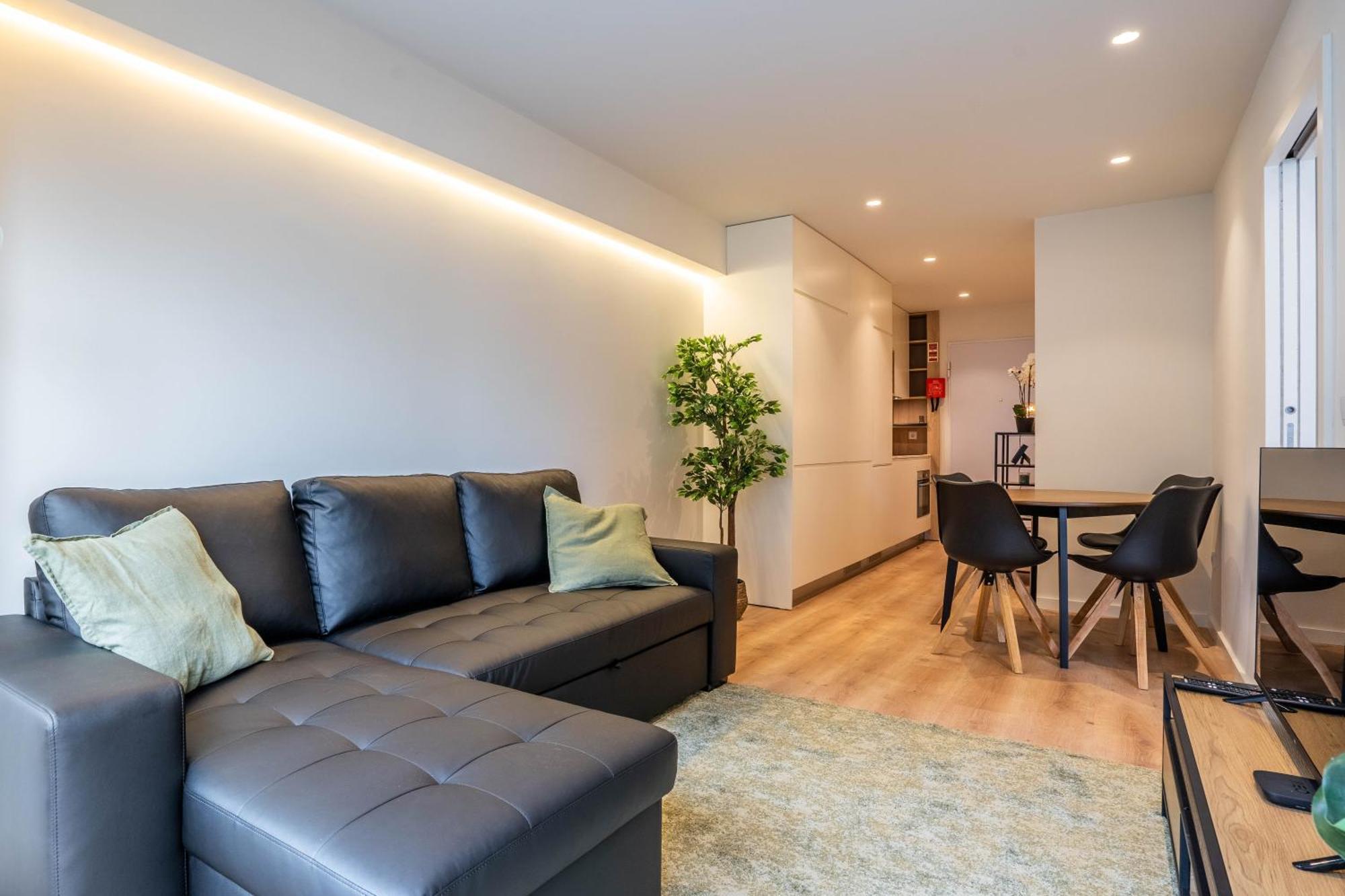 Trindade Bliss: 1Br W/ Free Parking By Lovelystay Porto Dış mekan fotoğraf