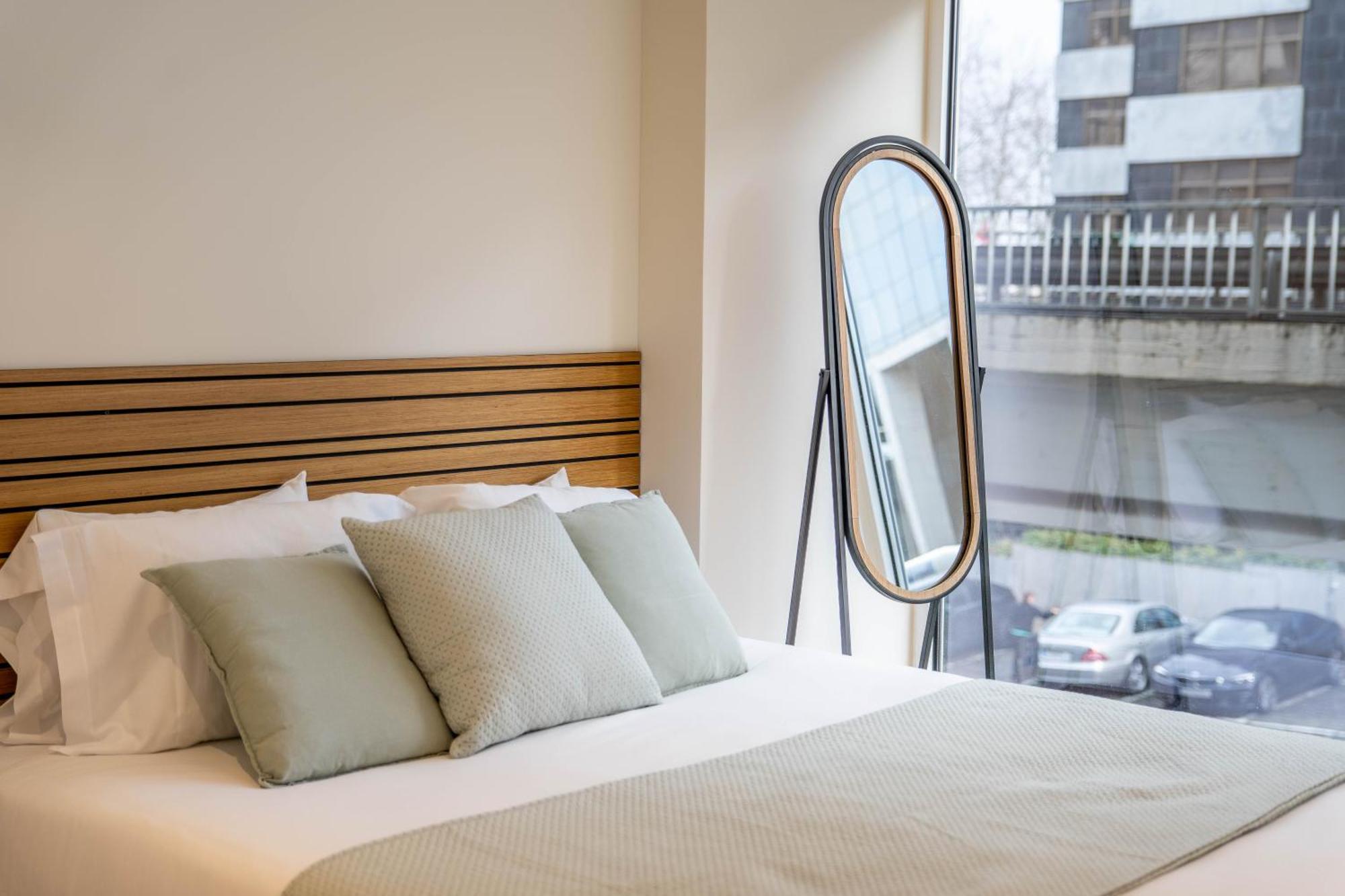 Trindade Bliss: 1Br W/ Free Parking By Lovelystay Porto Dış mekan fotoğraf