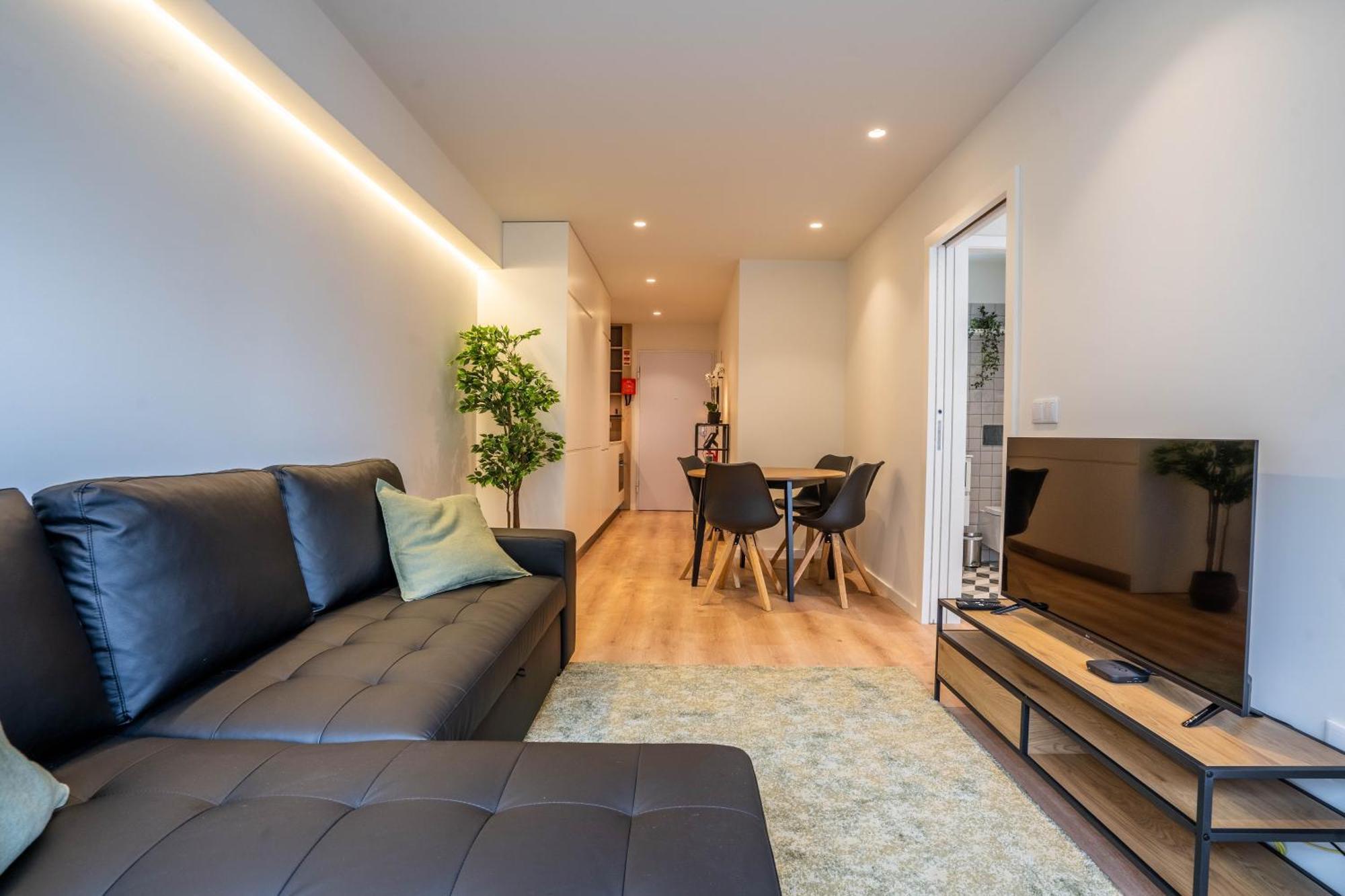 Trindade Bliss: 1Br W/ Free Parking By Lovelystay Porto Dış mekan fotoğraf
